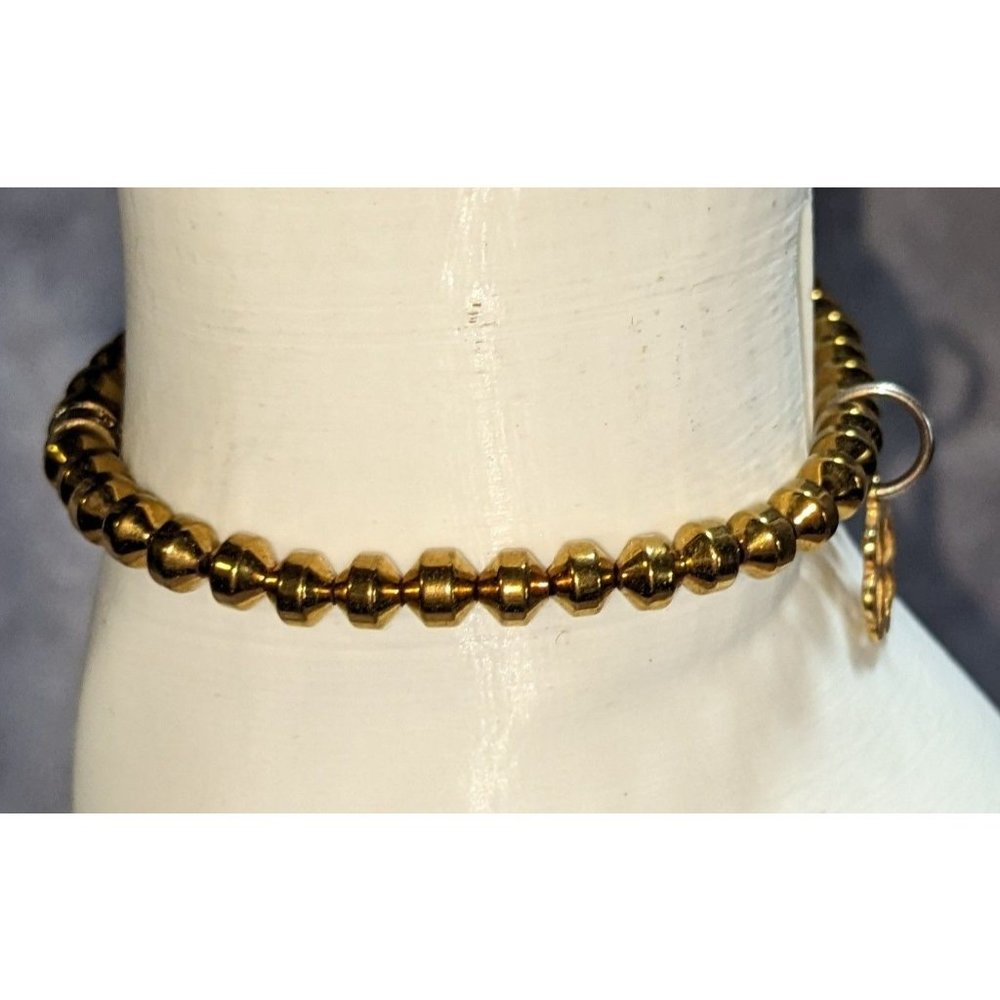 Chavez For Charity Gold Stretch Shamrock Bracelet - Picture 4 of 6